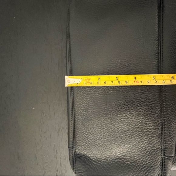 Michael Michael Kors Black Soft Pebbled Leather with Gold Hardware - Picture 12 of 12